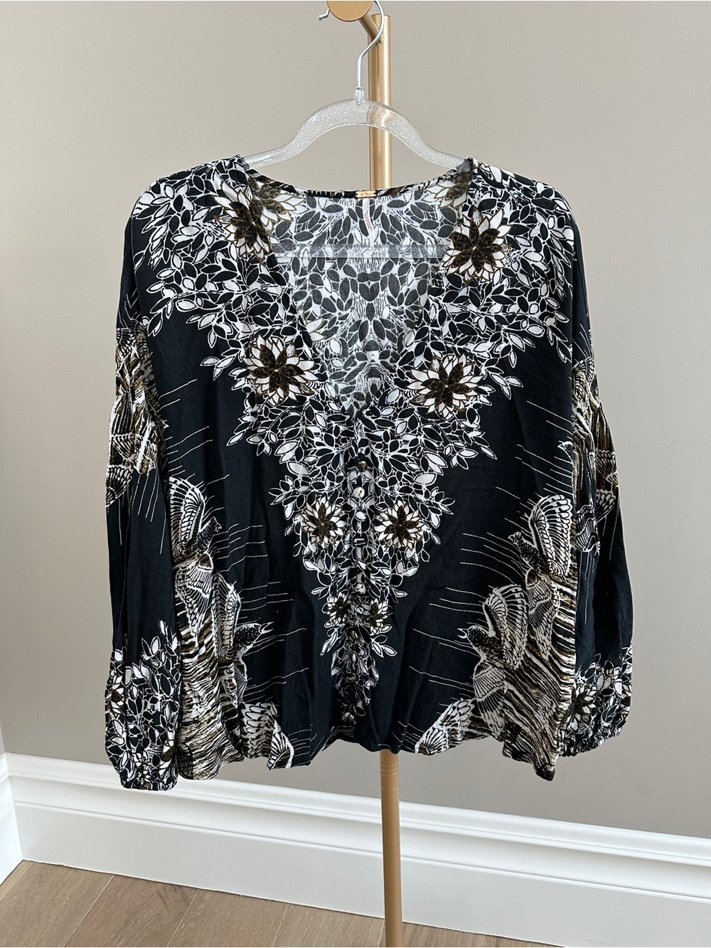 Boho Floral Peasant Blouse XS Black Sheer Top Balloon Sleeve V-Neck Festival